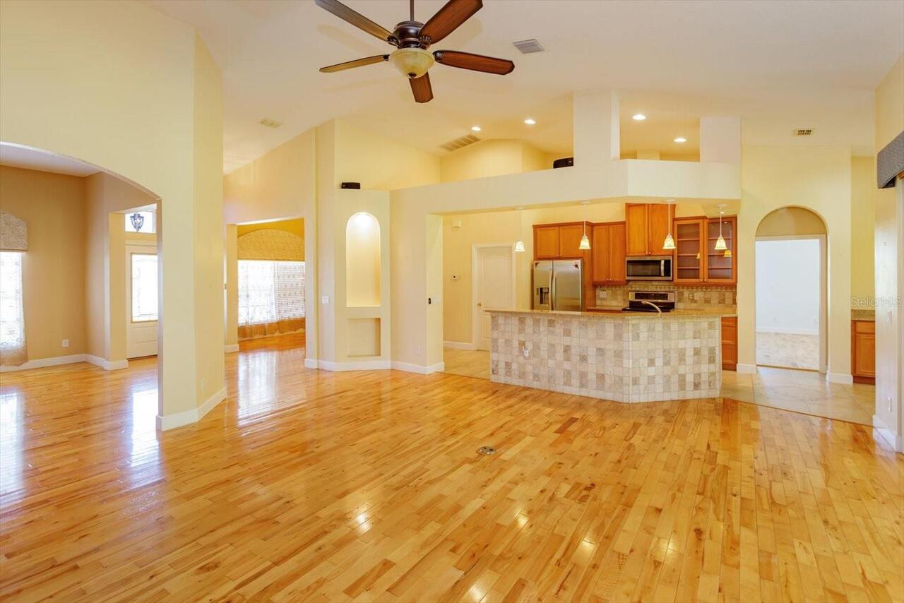 Listing Photo 44