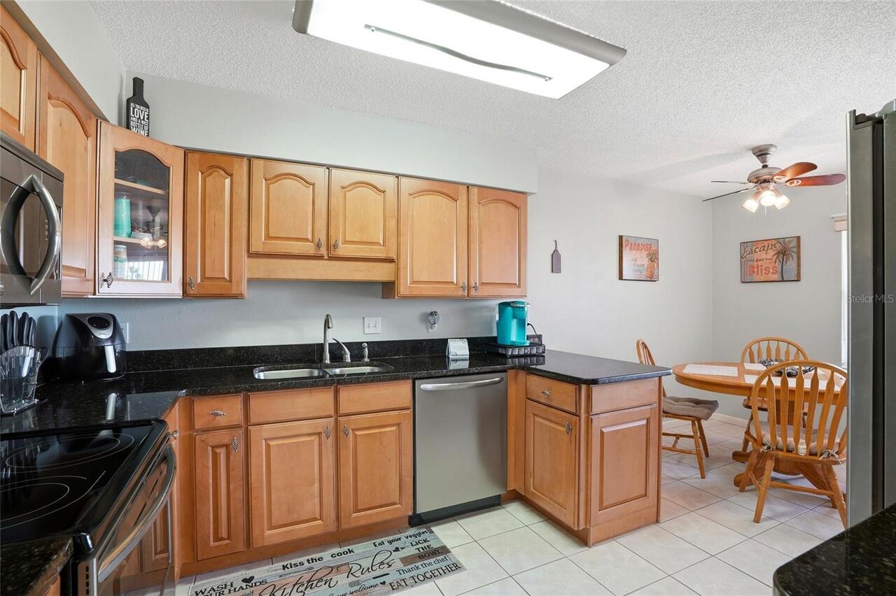 Listing Photo 8