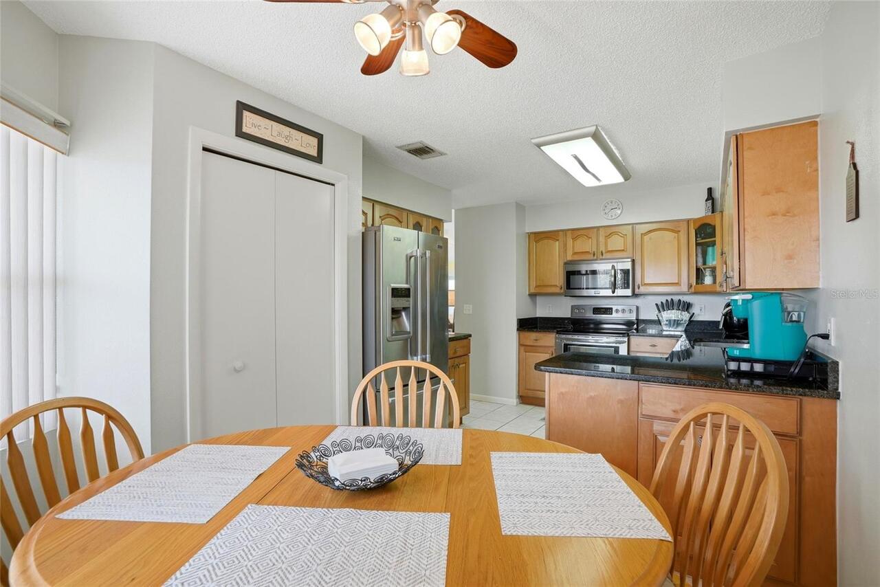 Listing Photo 12