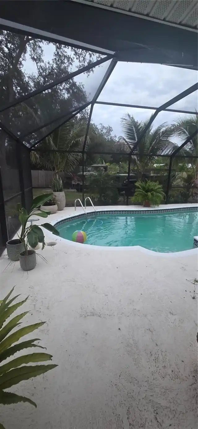 Listing Photo 16