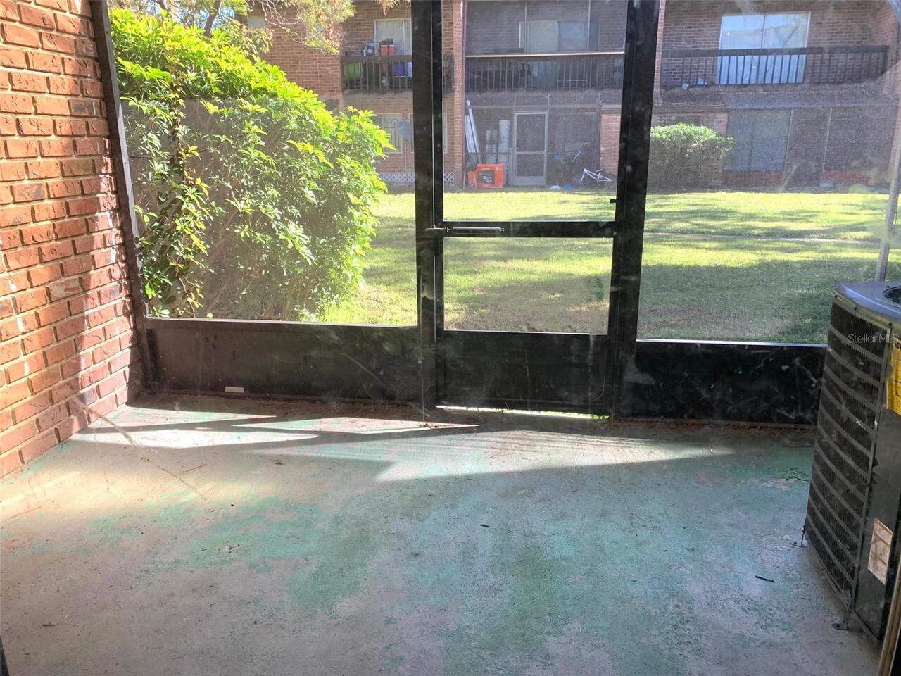 Listing Photo 9