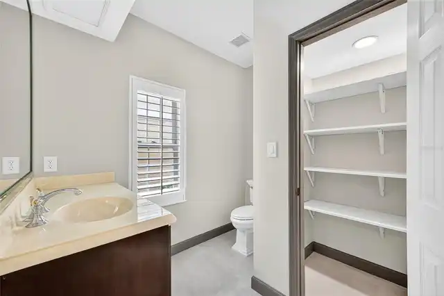 Listing Photo 23