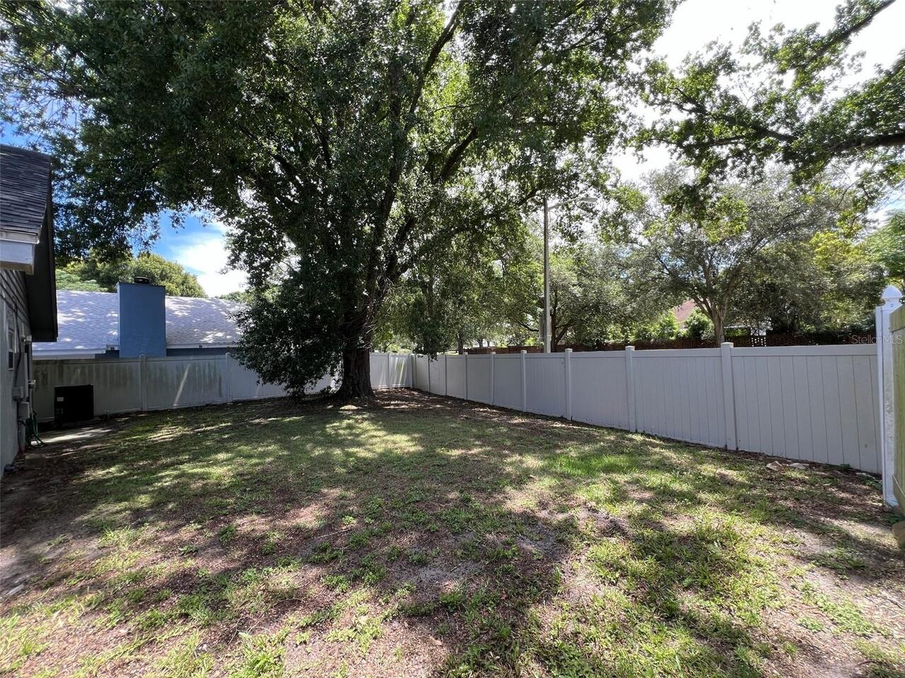 Listing Photo 17