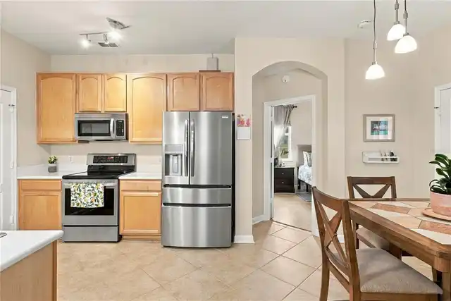 Listing Photo 10