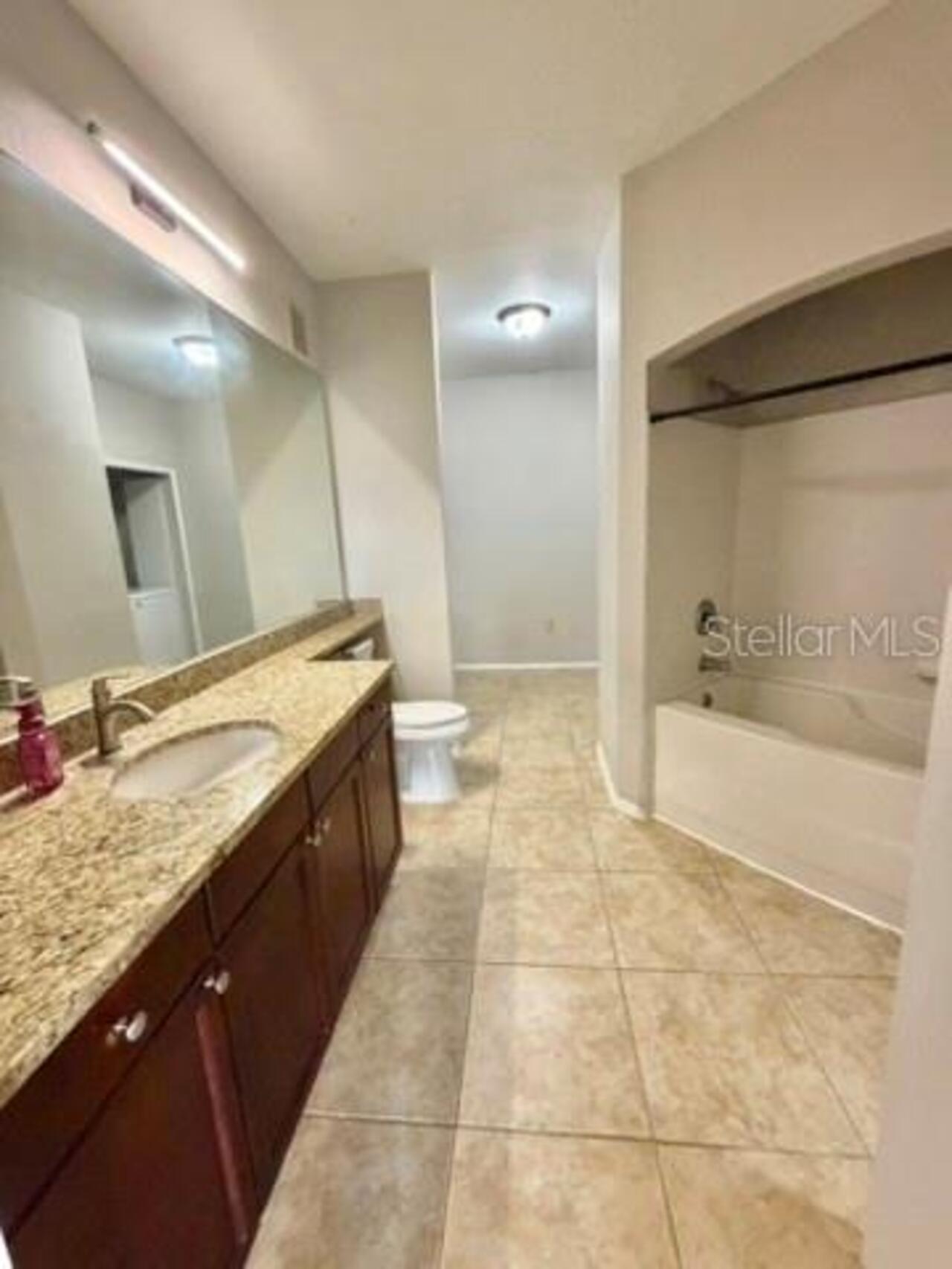 Listing Photo 11