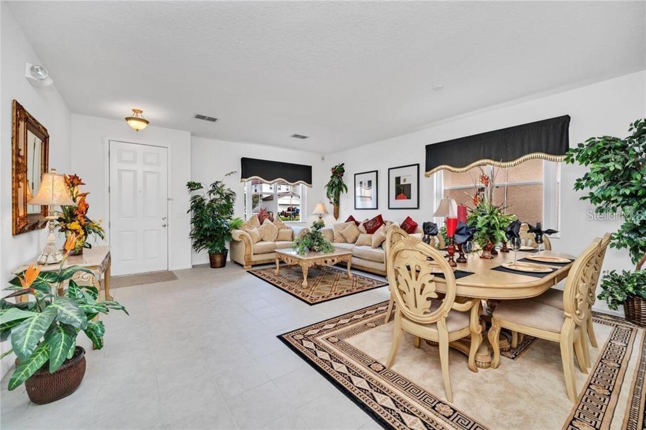 Listing Photo 11