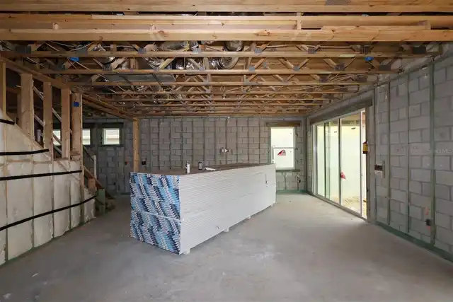 Listing Photo 17