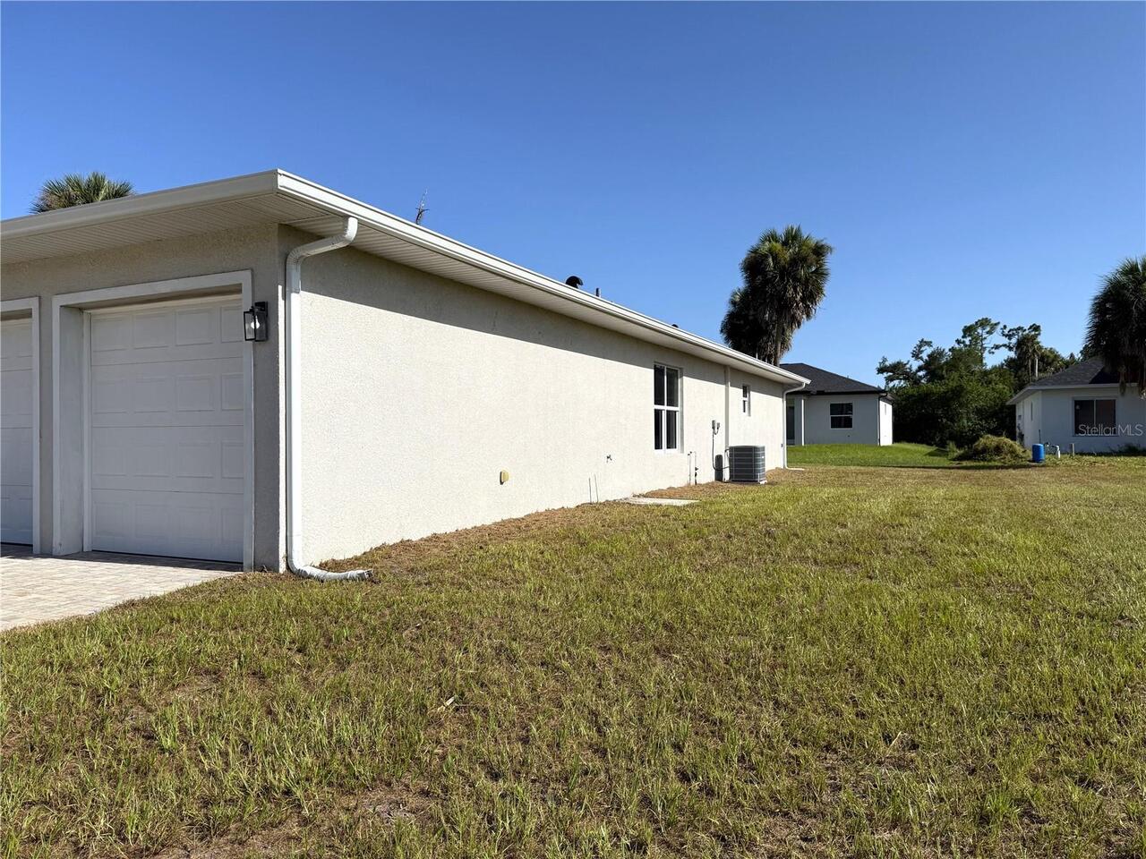 Listing Photo 10