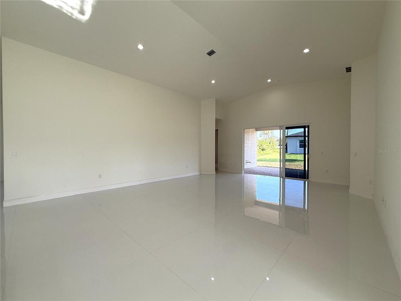 Listing Photo 35