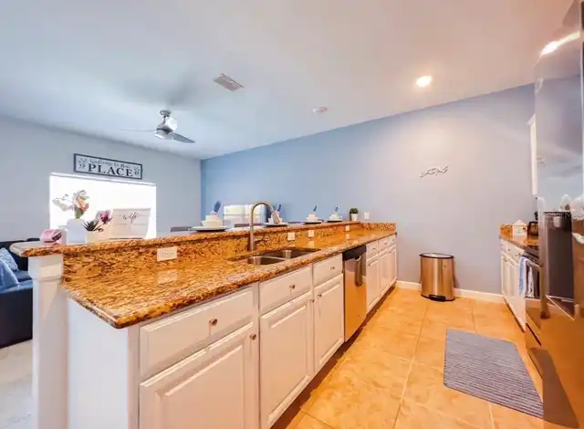 Listing Photo 15