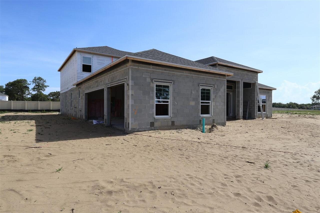Listing Photo 6