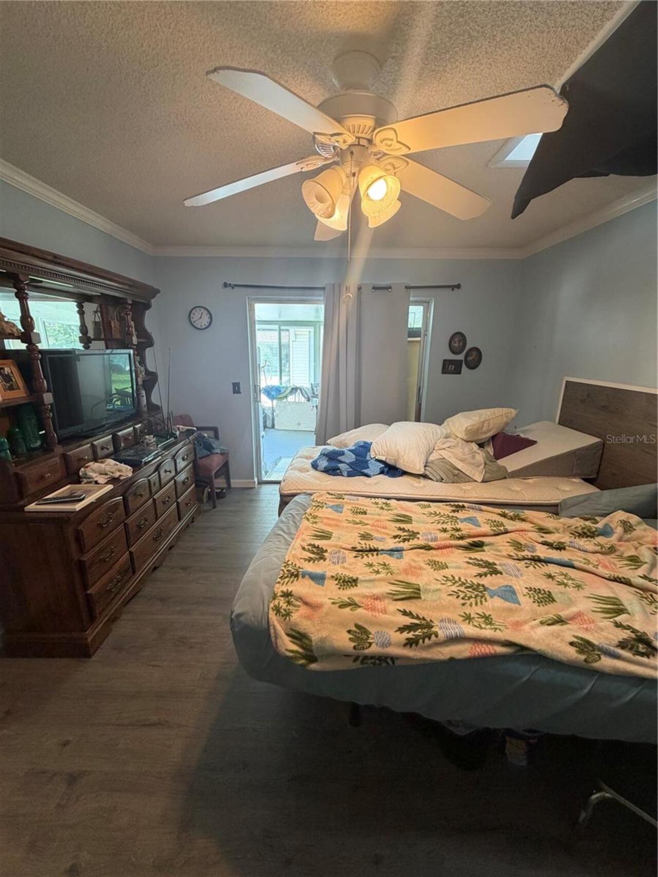 Listing Photo 10