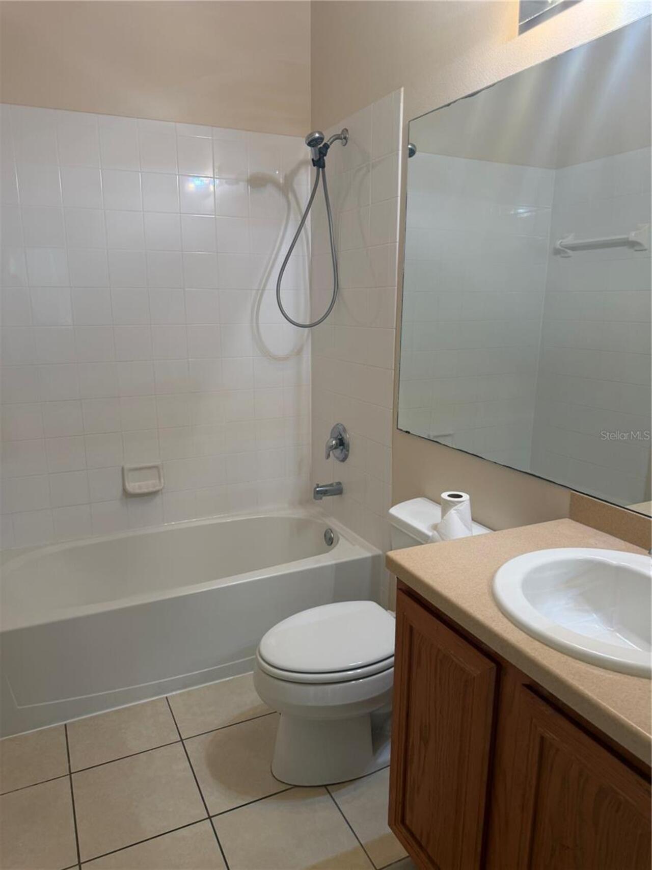 Listing Photo 10