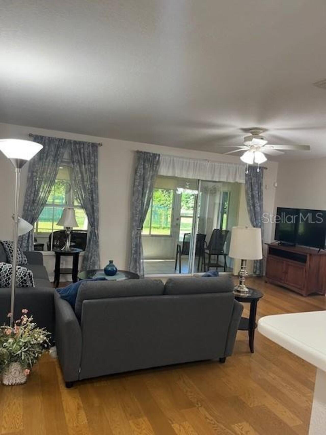 Listing Photo 8