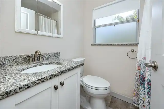 Listing Photo 14