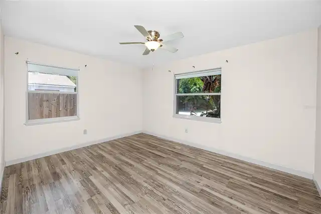 Listing Photo 34