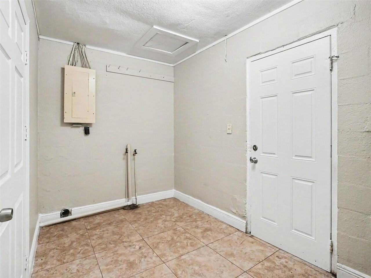 Listing Photo 14
