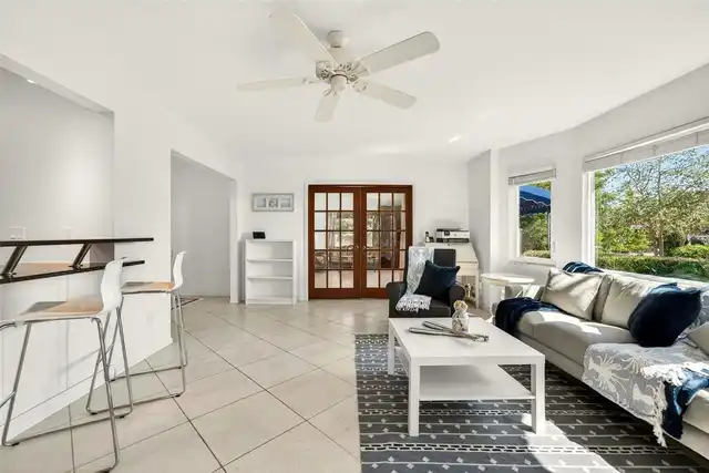 Listing Photo 17