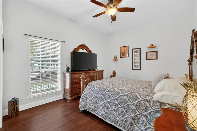 Listing Photo 29