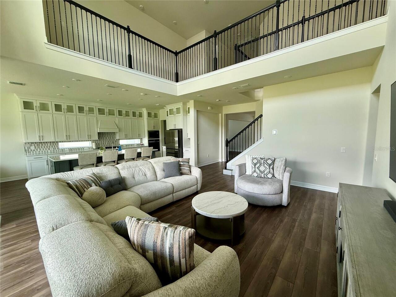 Listing Photo 14