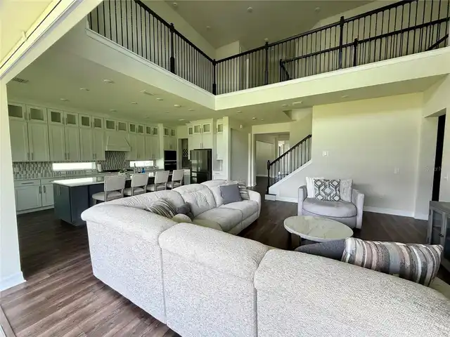 Listing Photo 18
