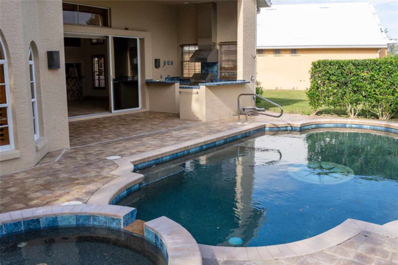 Listing Photo 32