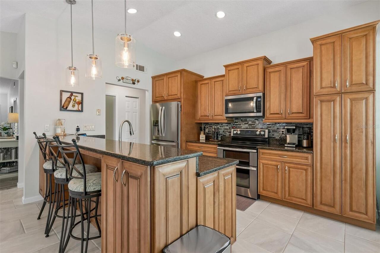 Listing Photo 11