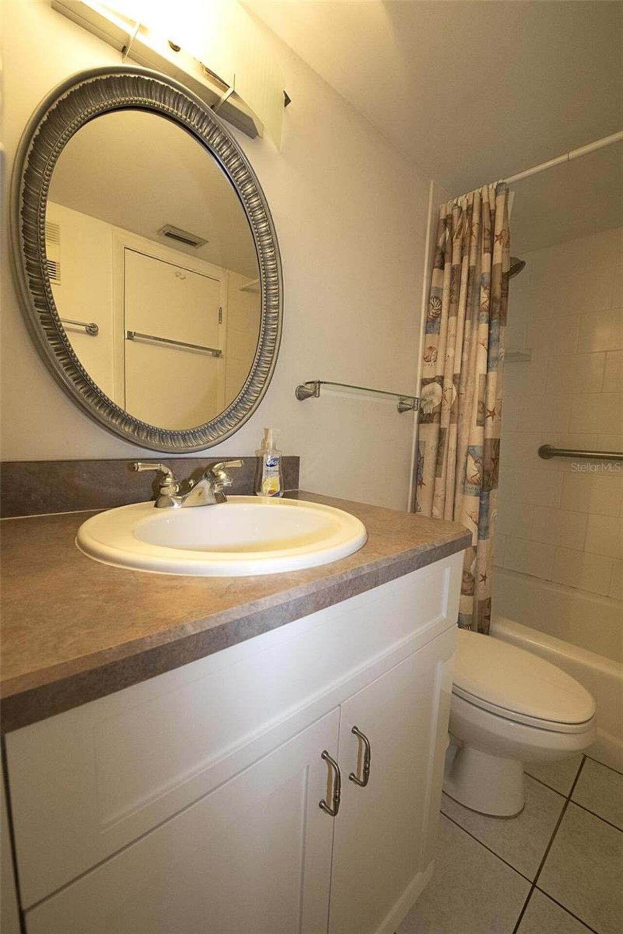 Listing Photo 8