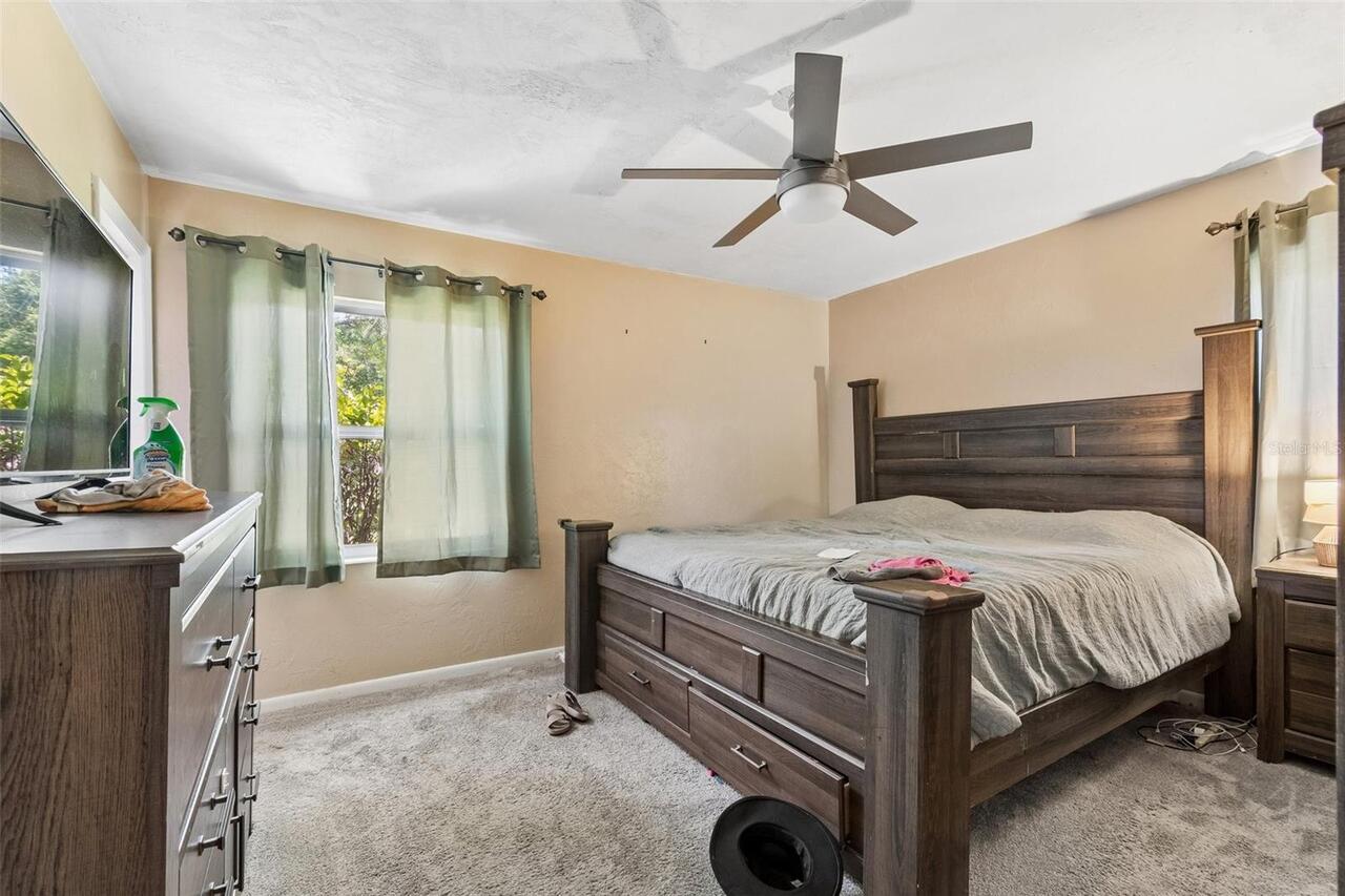 Listing Photo 11