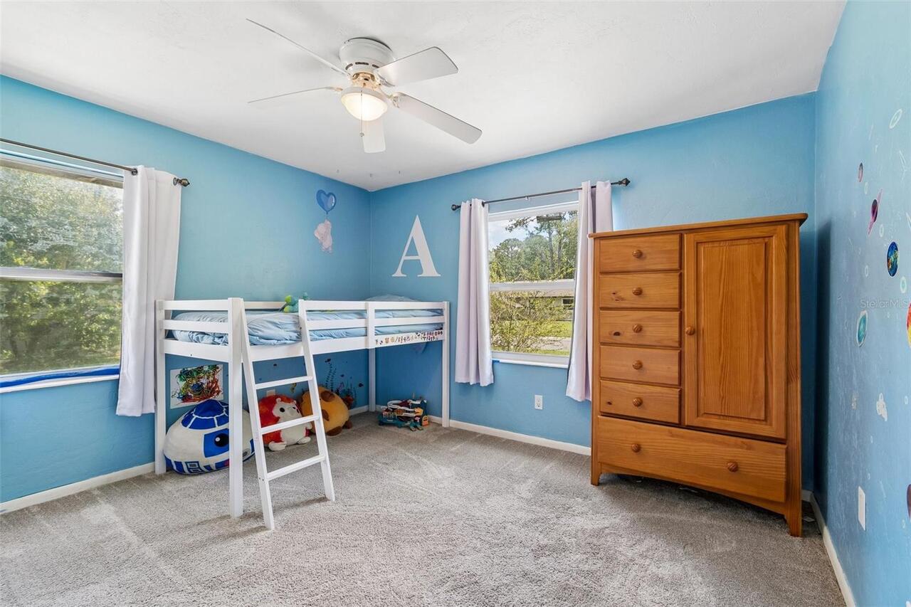 Listing Photo 16