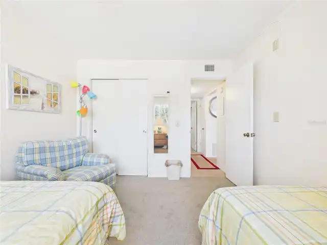 Listing Photo 24