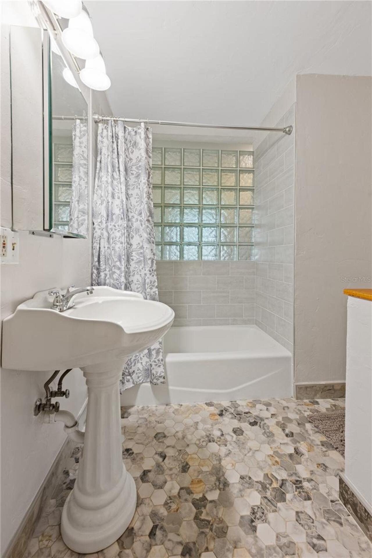 Listing Photo 31