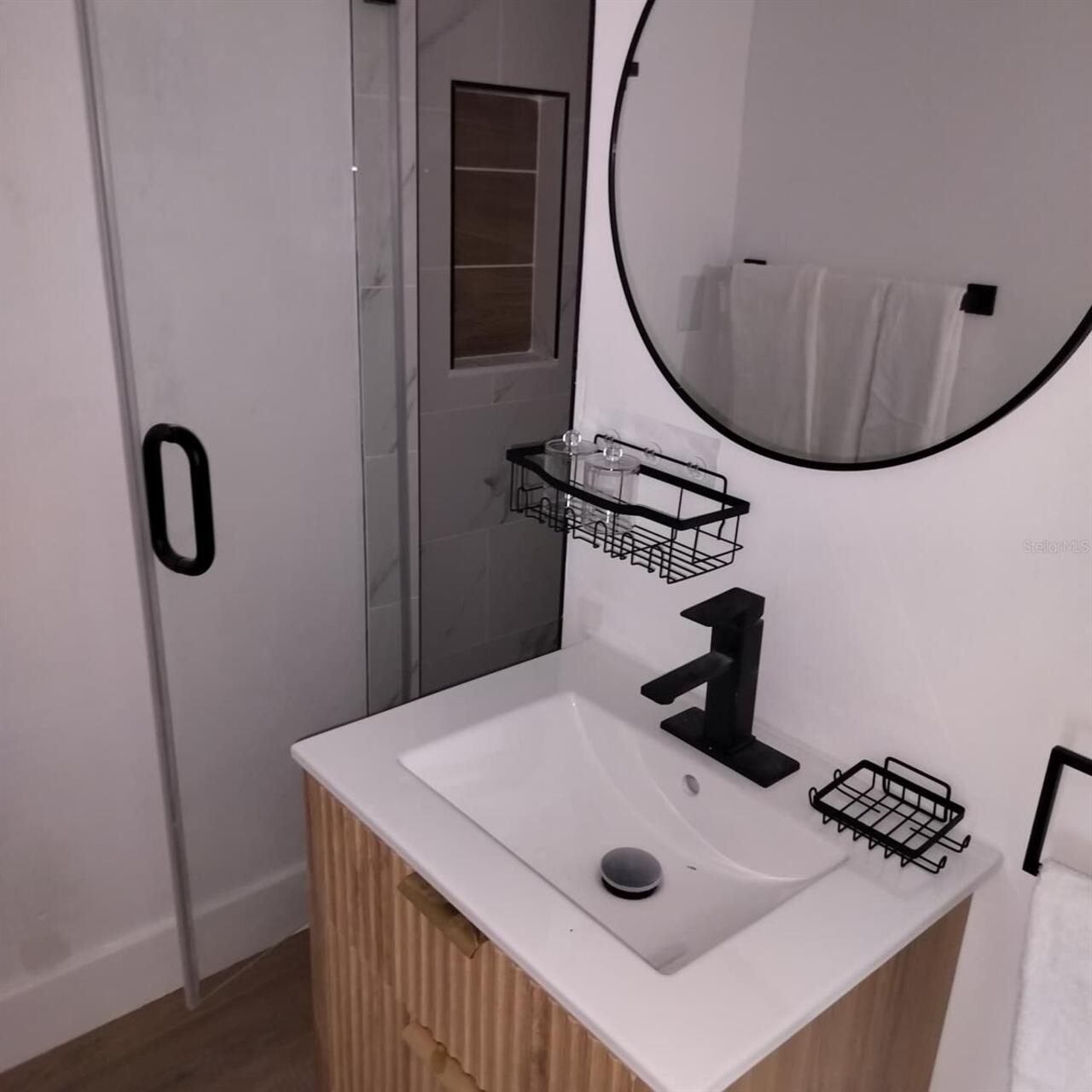Listing Photo 11