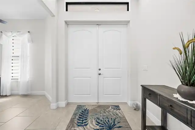 Listing Photo 9