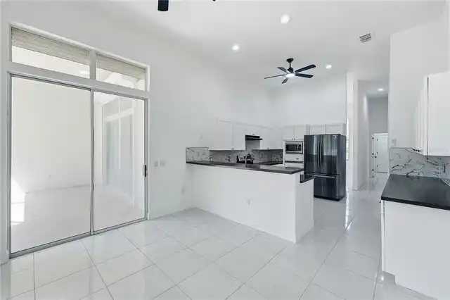 Listing Photo 16