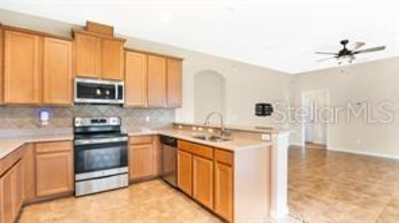 Listing Photo 10