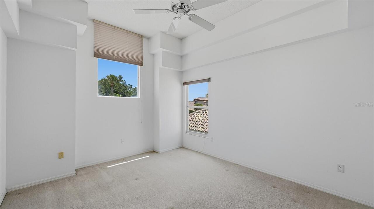 Listing Photo 28