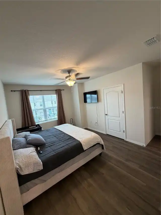 Listing Photo 23