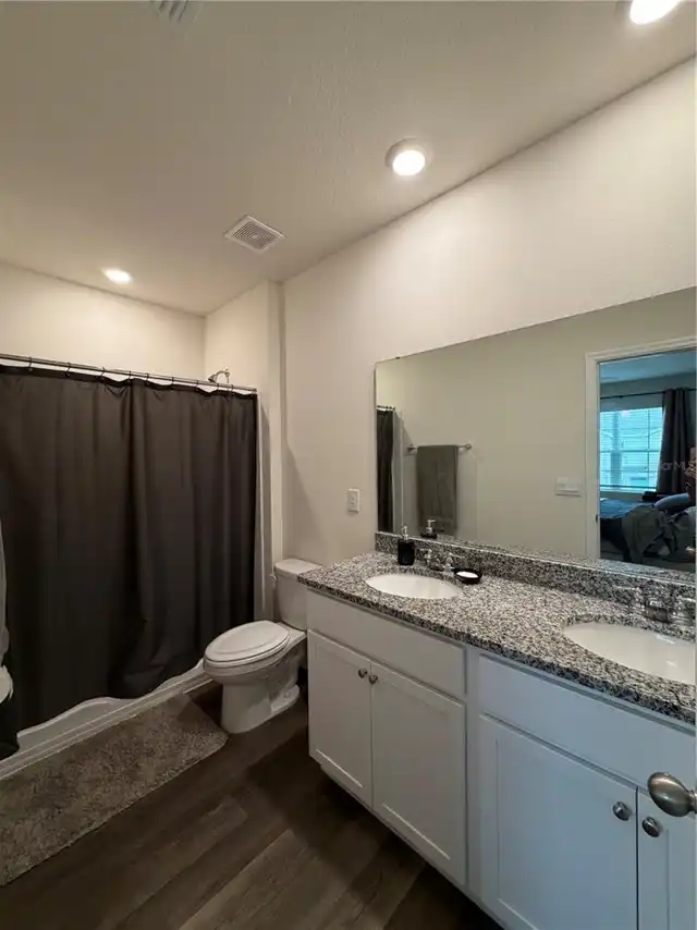 Listing Photo 24