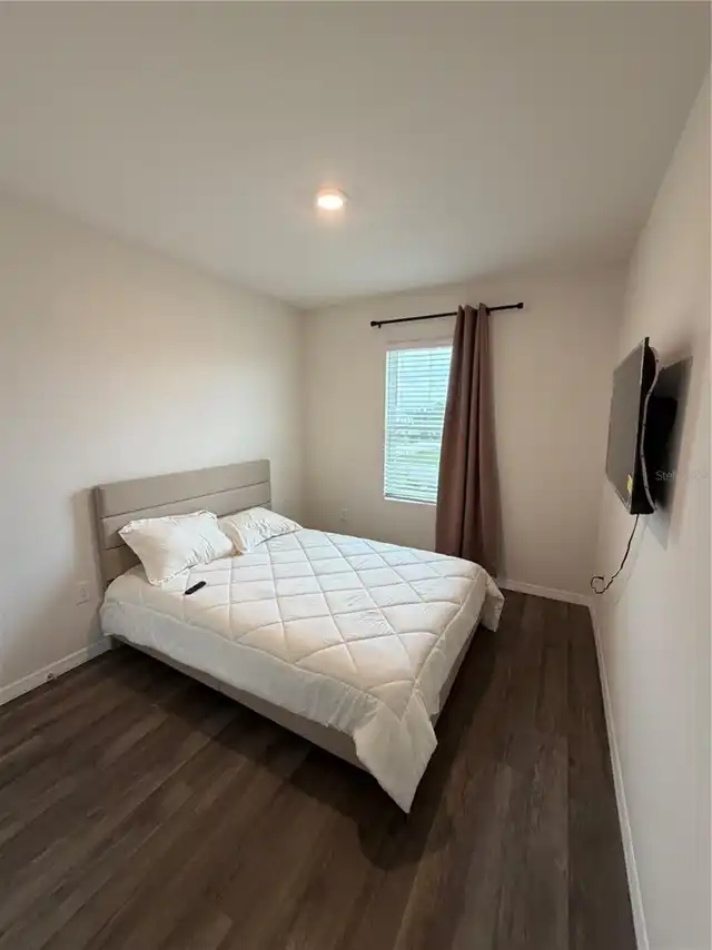 Listing Photo 30