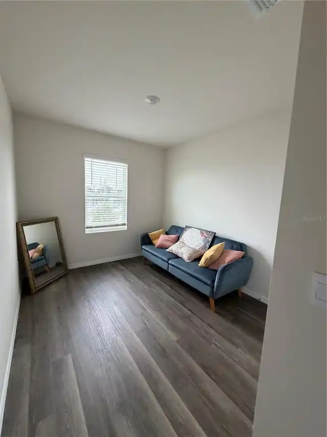 Listing Photo 32