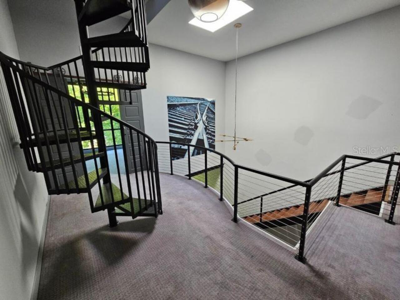 Listing Photo 8