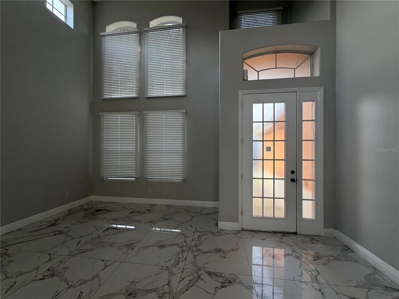 Listing Photo 8