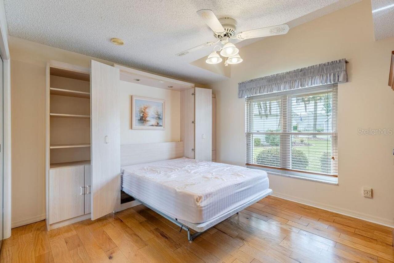 Listing Photo 10