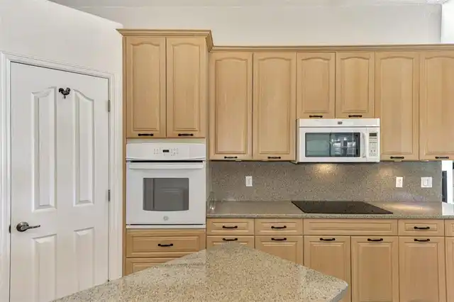Listing Photo 19