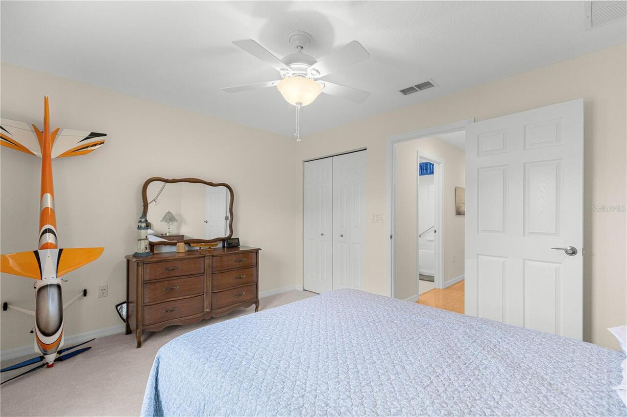 Listing Photo 11