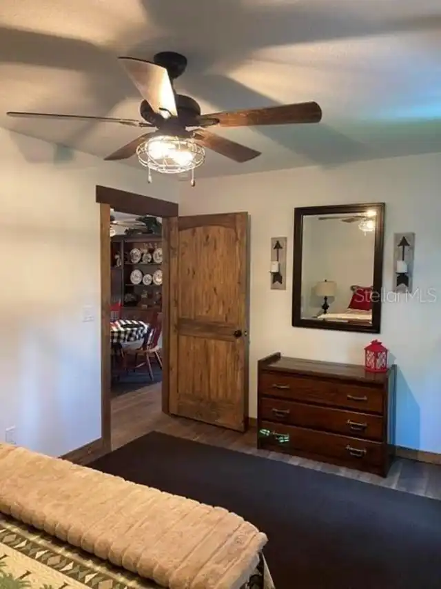 Listing Photo 16