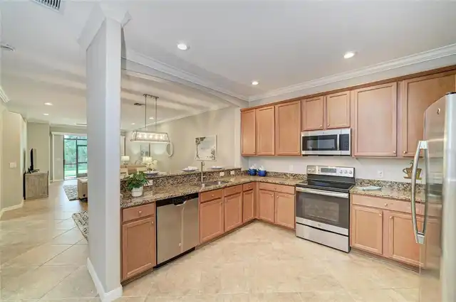 Listing Photo 17