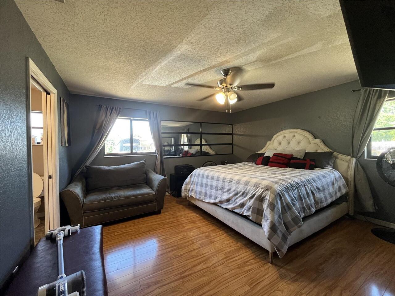 Listing Photo 42