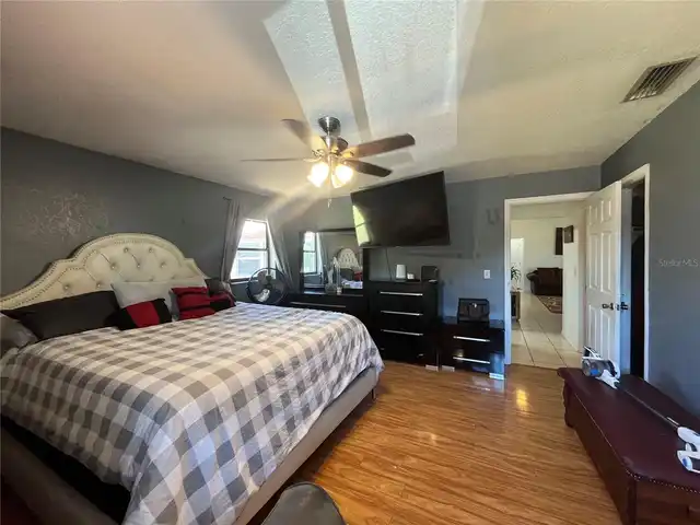 Listing Photo 46